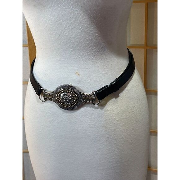 Chico'sāMedallionāSlideĀ Beltā - Picture 12 of 13